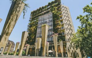 Fotografía de las afueras del ex edificio del MBA