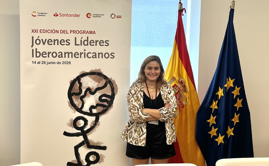 Foto de la ingeniera UC Sofía Nome en el programa de Jóvenes Líderes Iberoamericanos 2026